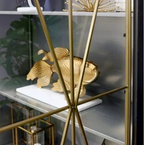 Gold Fish Statue