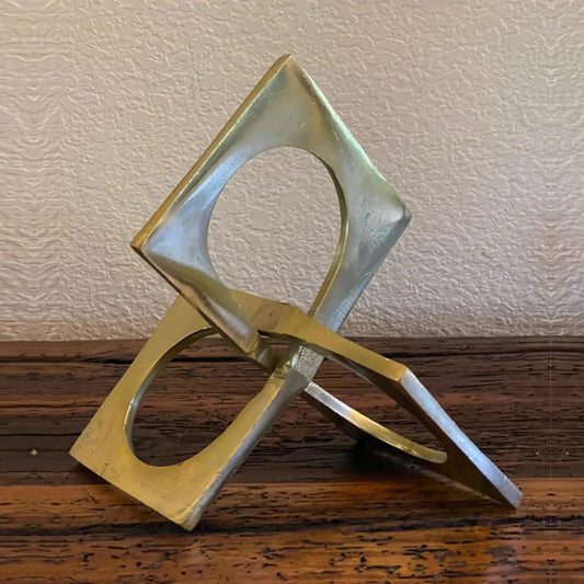 Metal 9" Linked Square Decor