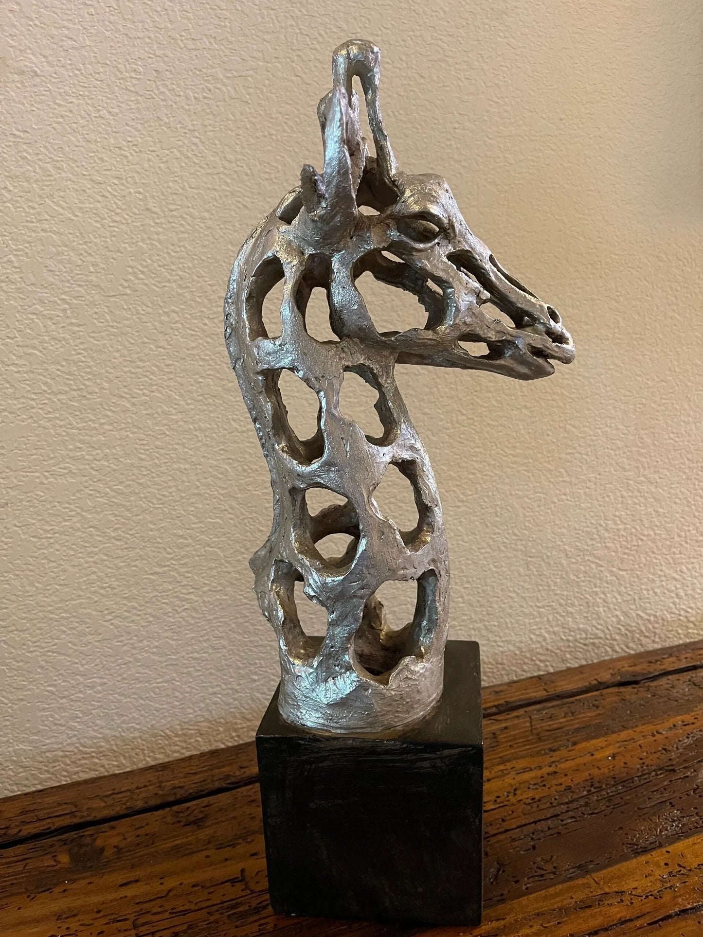Girafee Head Statue