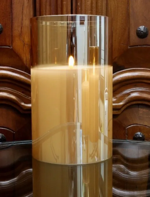 Radiance Champagne Poured Candle (Large)