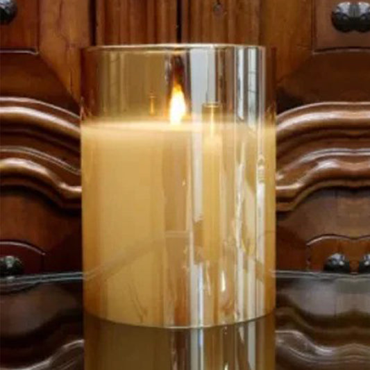 Radiance Champagne Poured Candle (Medium)